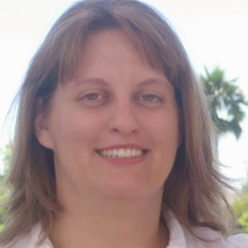 Meet your Posher, Jenifer